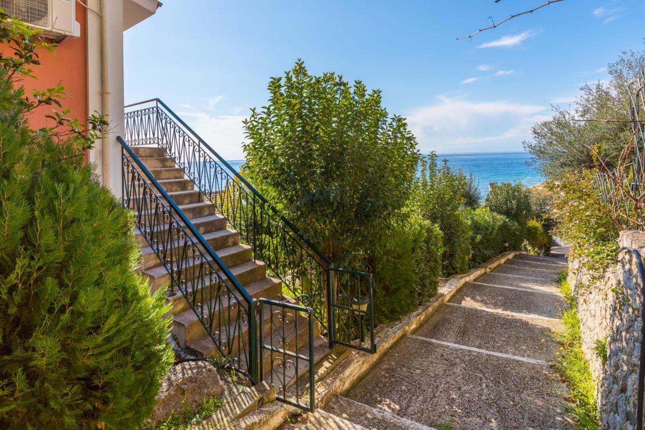 Glyfada panoramic sea view 146 Apartment Bagian luar foto
